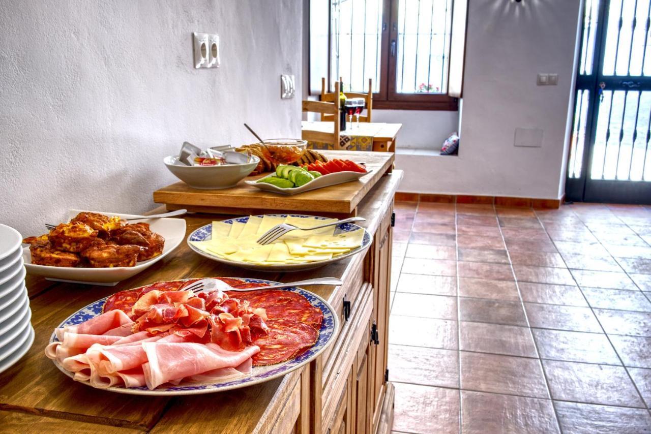 La Vieja Botica Bed & Breakfast Canillas de Aceituno Exterior foto